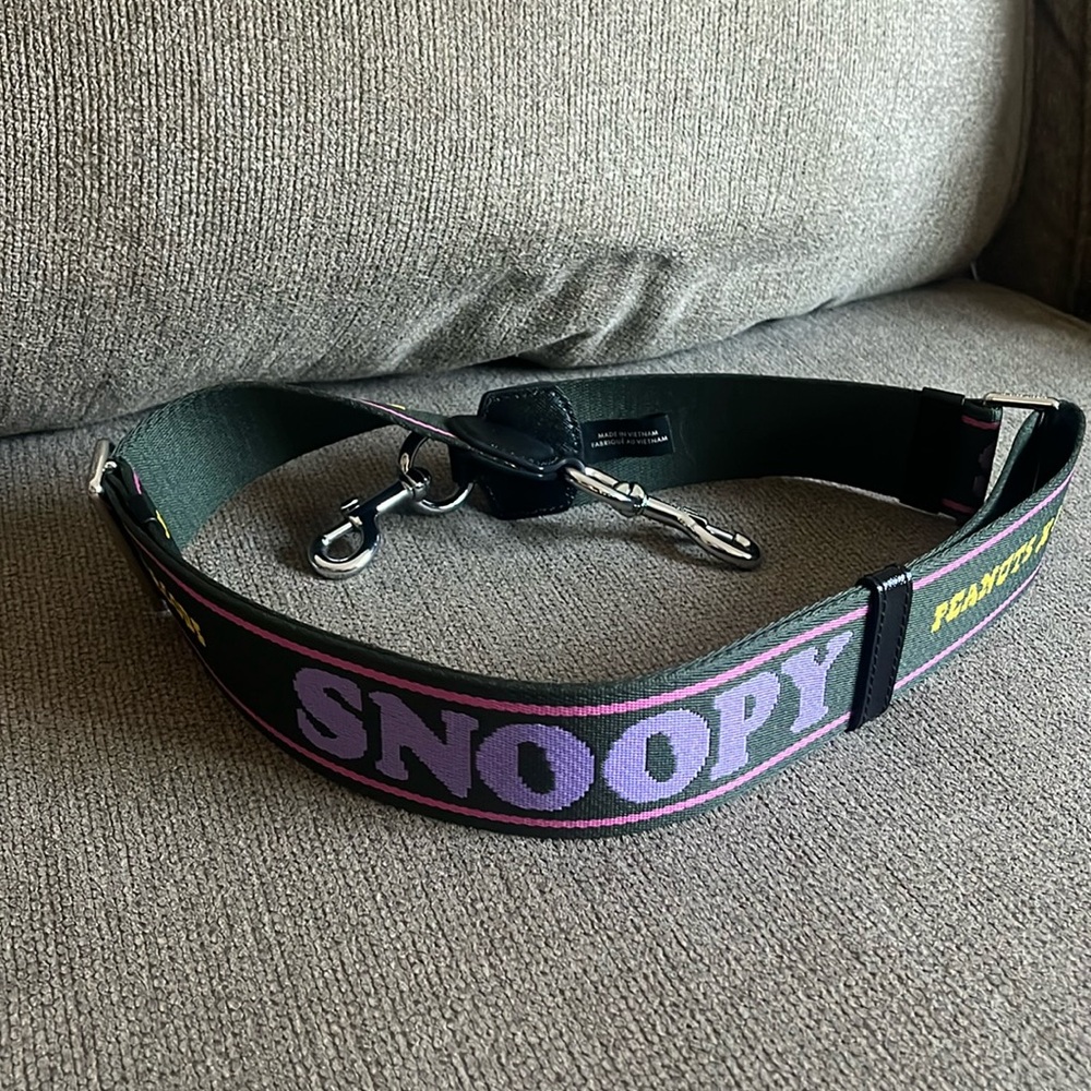 Marc Jacobs Snoopy webbing strap
•rare•